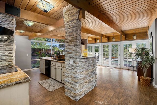 1107 Sandhurst Lane, La Verne, CA 91750