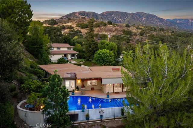 1107 Sandhurst Lane, La Verne, CA 91750