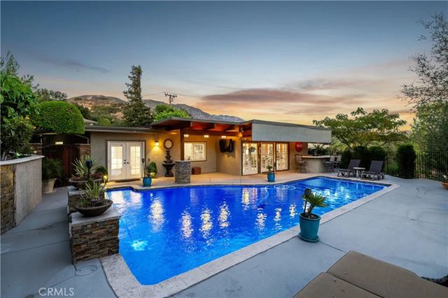 1107 Sandhurst Lane, La Verne, CA 91750