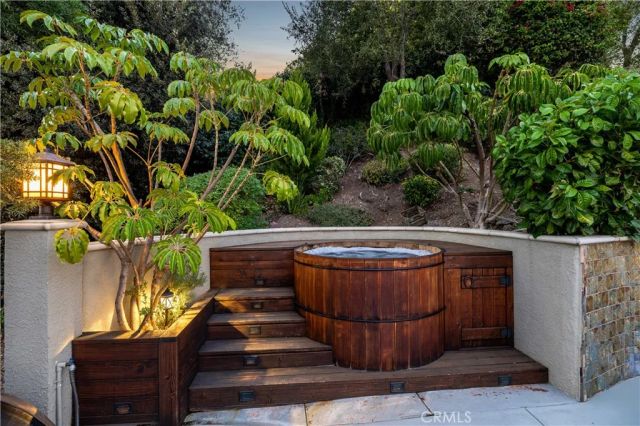 1107 Sandhurst Lane, La Verne, CA 91750