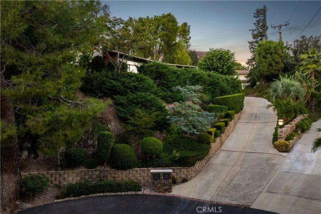 1107 Sandhurst Lane, La Verne, CA 91750