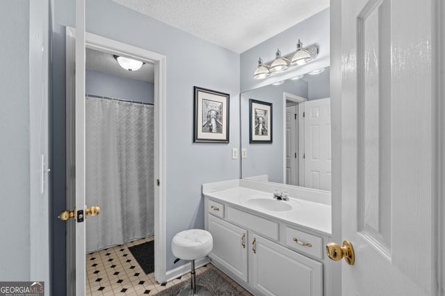 409 River Forest Drive, Mcdonough, GA 30252