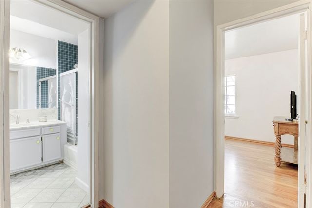 7920 Riverton Avenue, Sun Valley, CA 91352