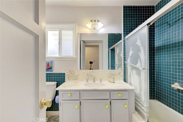 7920 Riverton Avenue, Sun Valley, CA 91352