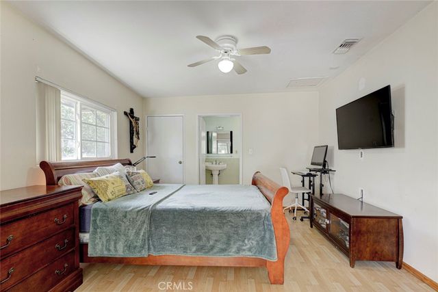 7920 Riverton Avenue, Sun Valley, CA 91352