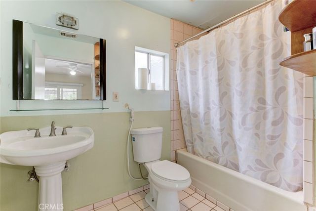 7920 Riverton Avenue, Sun Valley, CA 91352