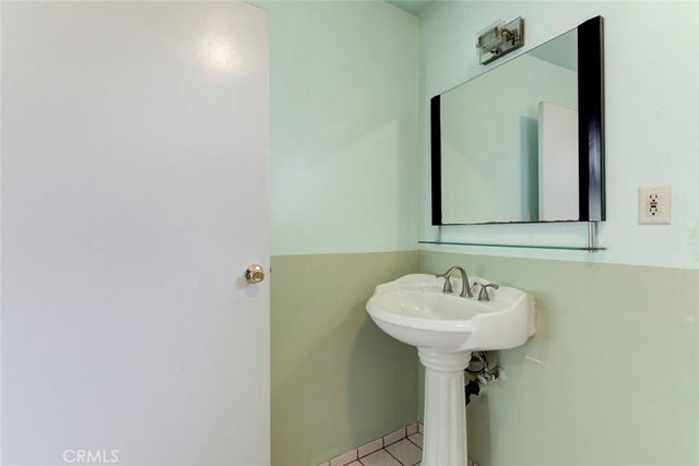 7920 Riverton Avenue, Sun Valley, CA 91352