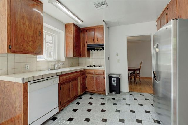 7920 Riverton Avenue, Sun Valley, CA 91352