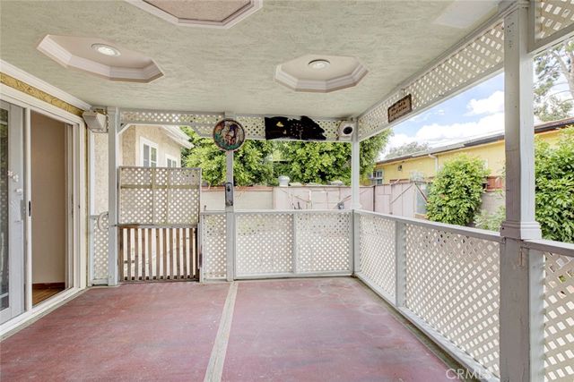 7920 Riverton Avenue, Sun Valley, CA 91352