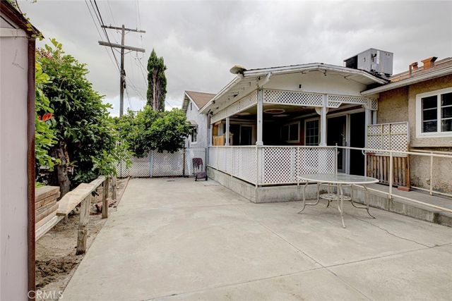 7920 Riverton Avenue, Sun Valley, CA 91352