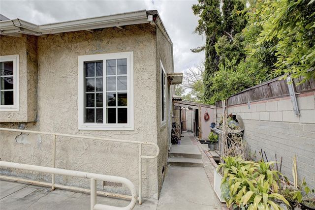 7920 Riverton Avenue, Sun Valley, CA 91352