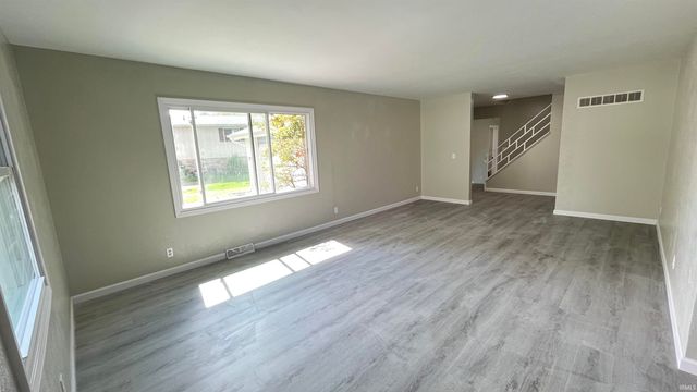 1655 Brookwood Dr. Drive, Elkhart, IN 46514