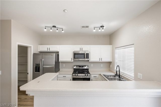 4616 Snake Eyes Street 102, Las Vegas, NV 89122