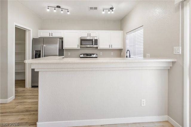 4616 Snake Eyes Street 102, Las Vegas, NV 89122
