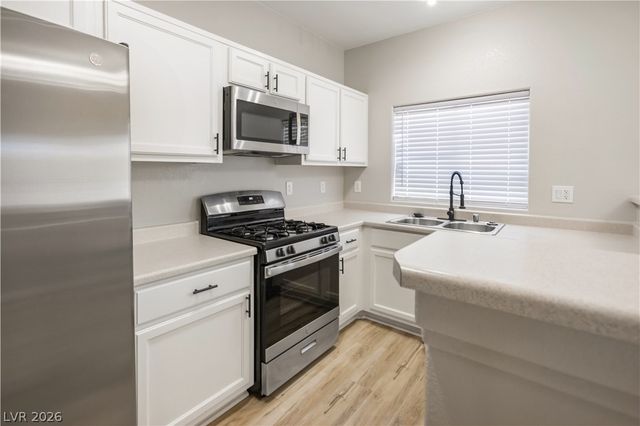 4616 Snake Eyes Street 102, Las Vegas, NV 89122