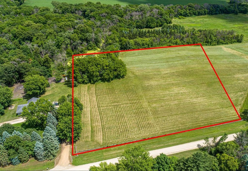 -XXXX Aberdeen Trail, Northfield, MN 55057 — exterior