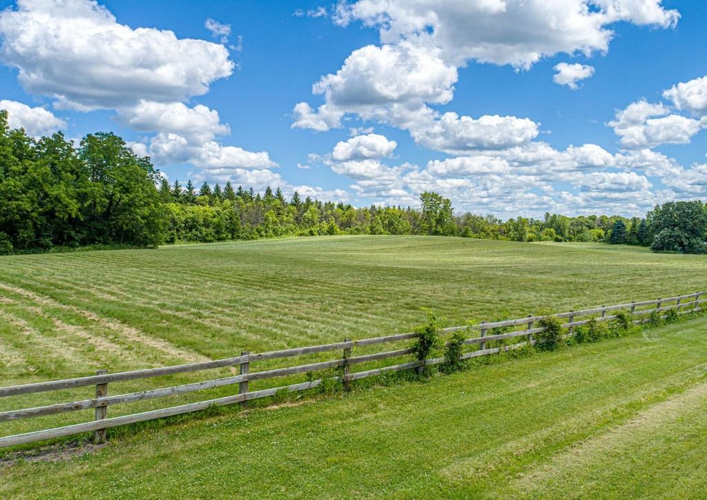 -XXXX Aberdeen Trail, Northfield, MN 55057 — photo 2