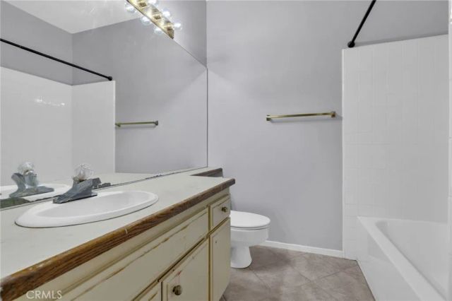 2538 W Macarthur, Unit E 119, Santa Ana, CA 92704