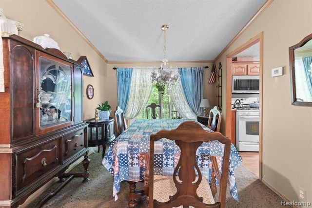 327 Basket Branch, Oxford, MI 48371