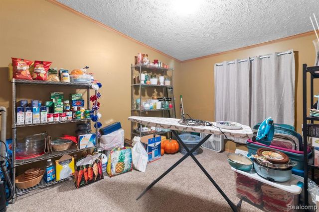 327 Basket Branch, Oxford, MI 48371