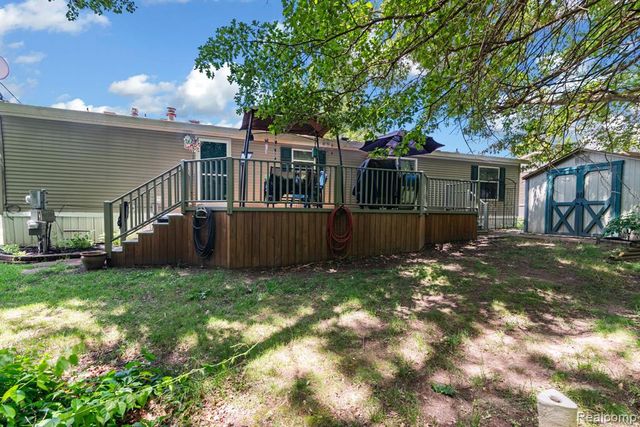 327 Basket Branch, Oxford, MI 48371