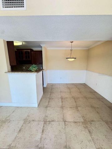 455 ALT 19 S 12, Palm Harbor, FL 34683