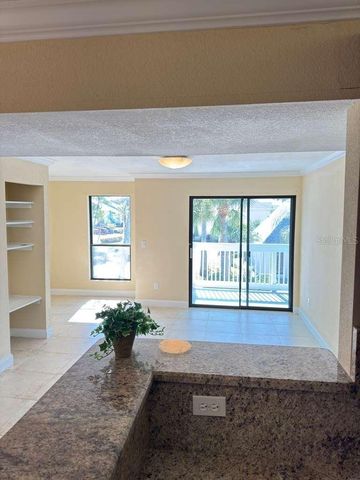 455 ALT 19 S 12, Palm Harbor, FL 34683