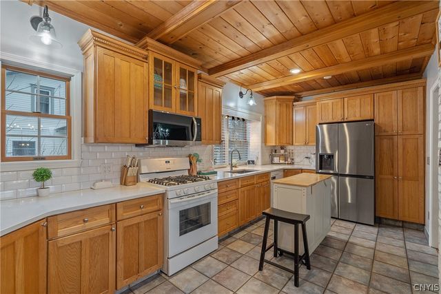 221 Reed Avenue, Syracuse, NY 13207