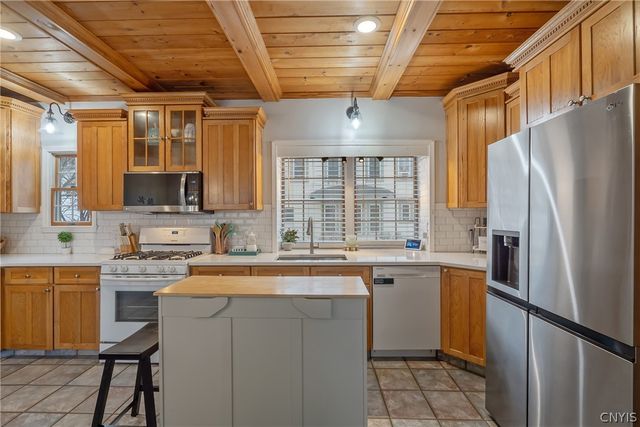 221 Reed Avenue, Syracuse, NY 13207