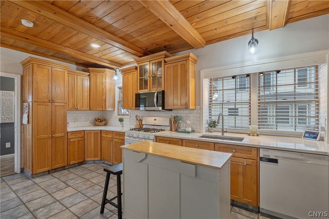 221 Reed Avenue, Syracuse, NY 13207