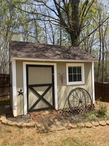 2768 Sandy Level RD, Goodview, VA 24095