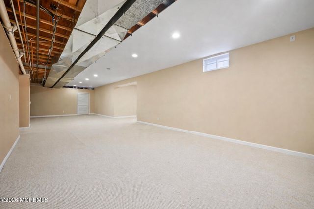 49 Dune Road, Ocean Twp, NJ 07712