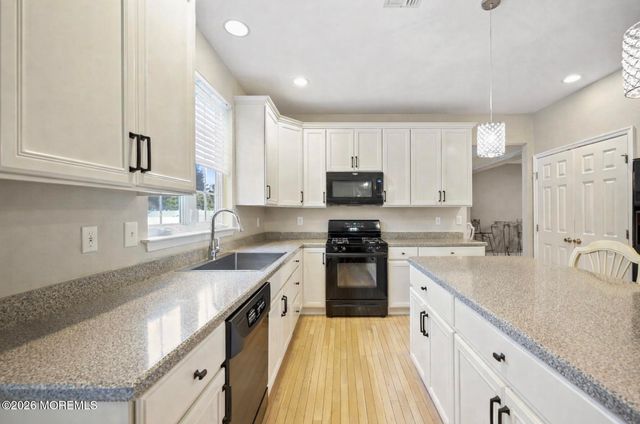 49 Dune Road, Ocean Twp, NJ 07712