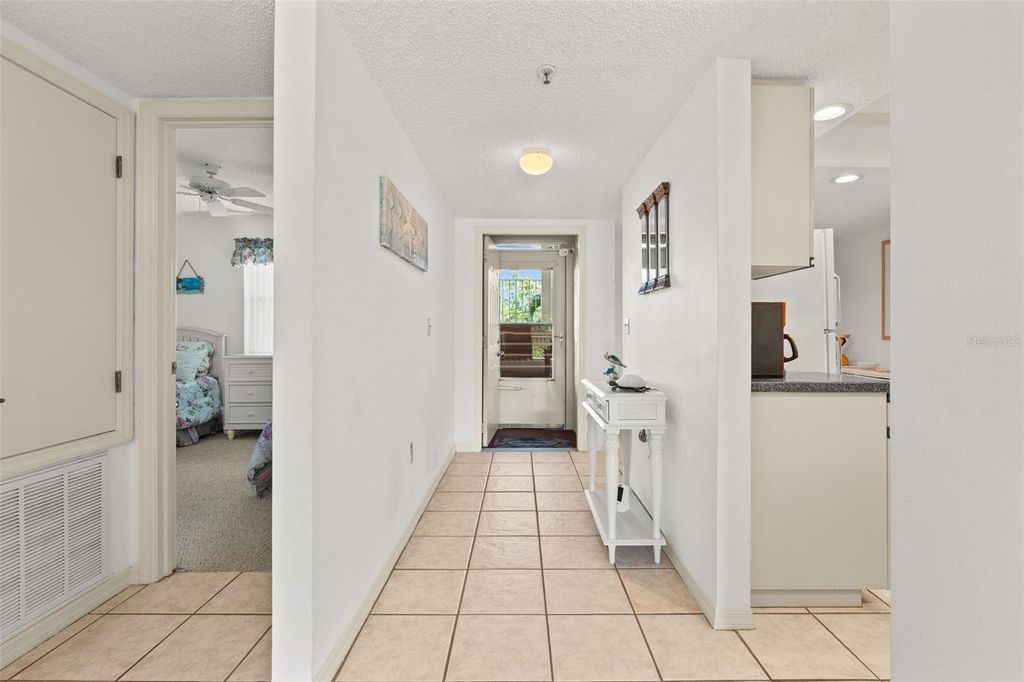 Image 23 of property listing at 6503 STONE RIVER ROAD 204, Bradenton, FL 34203
