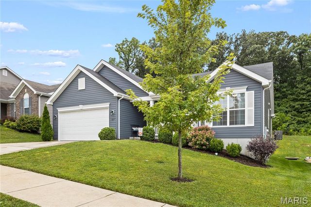 749 Winding Bluffs Drive, Fenton, MO 63026
