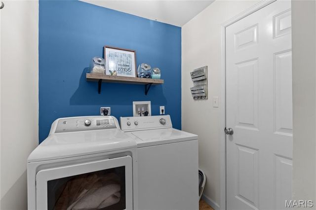 749 Winding Bluffs Drive, Fenton, MO 63026