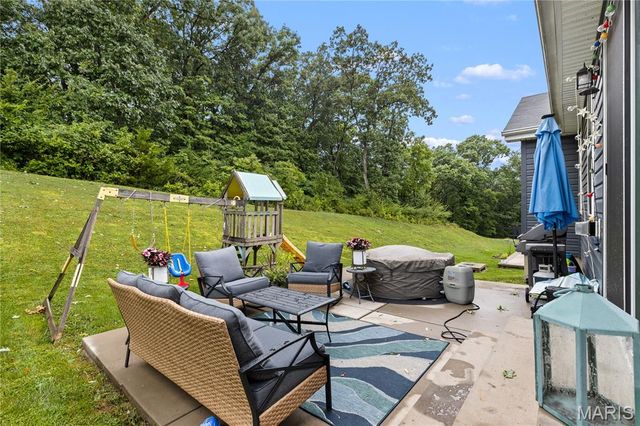 749 Winding Bluffs Drive, Fenton, MO 63026