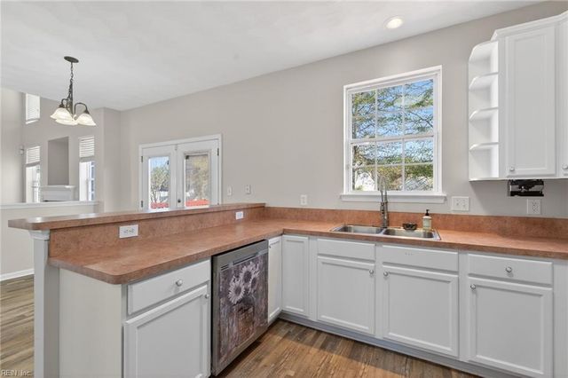 509 Fair Oak DR, Chesapeake, VA 23322