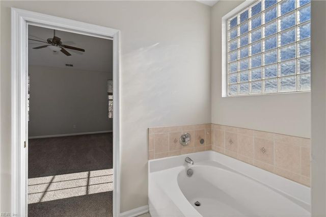 509 Fair Oak DR, Chesapeake, VA 23322