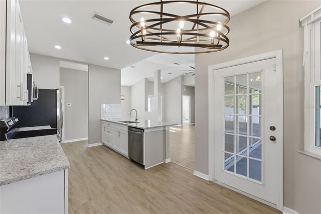 11070 LABRADOR DUCK ROAD, Weeki Wachee, FL 34614