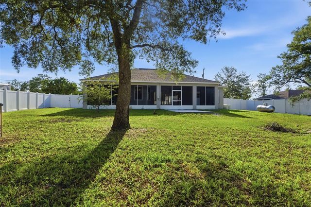 11070 LABRADOR DUCK ROAD, Weeki Wachee, FL 34614