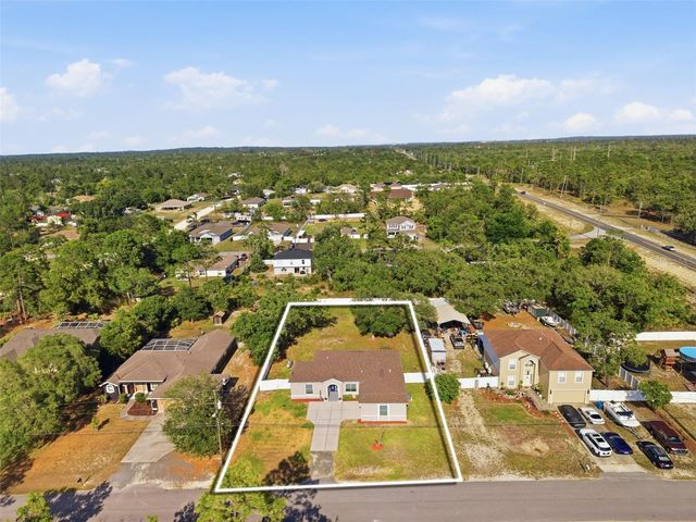 11070 LABRADOR DUCK ROAD, Weeki Wachee, FL 34614