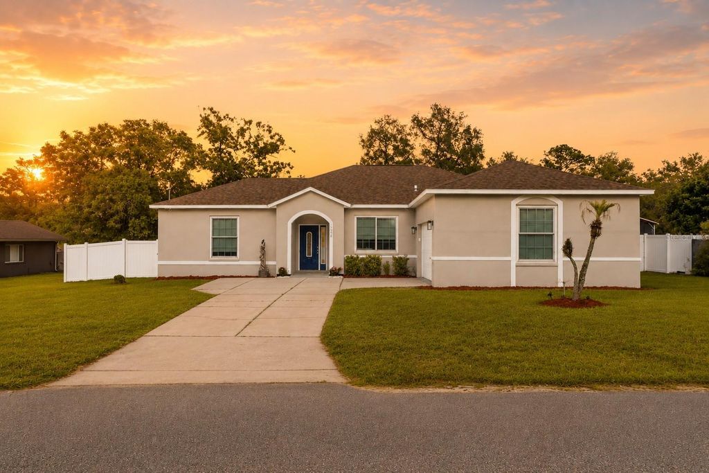 11070 LABRADOR DUCK ROAD, Weeki Wachee, FL 34614