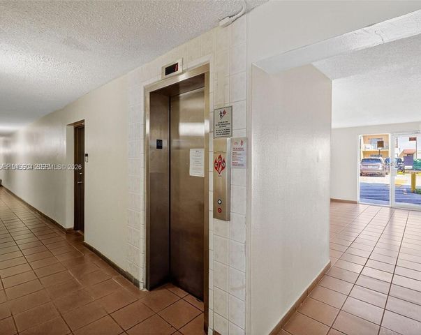 4841 NW 7th St 203-4, Miami, FL 33126