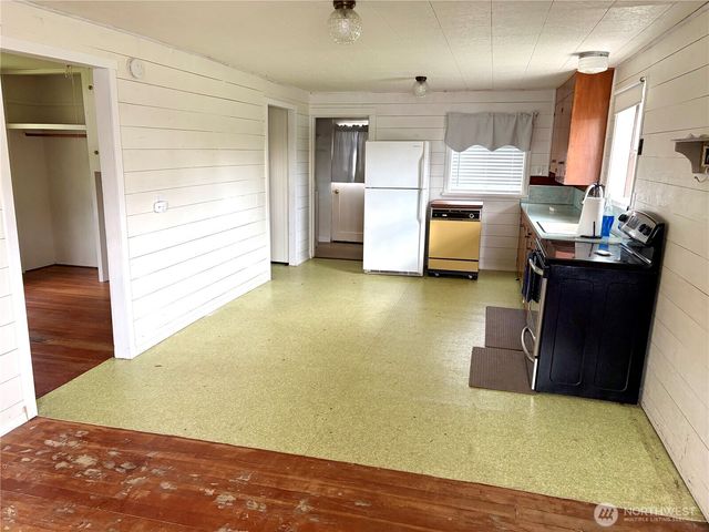 1215 199th Place, Long Beach, WA 98631