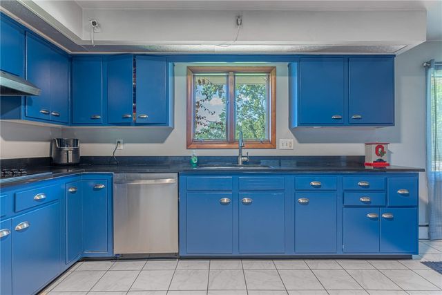 3290 Ridgeview Avenue, Kettering, OH 45409