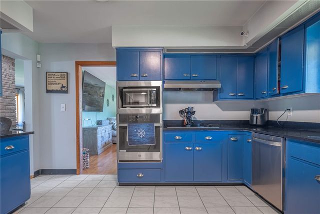3290 Ridgeview Avenue, Kettering, OH 45409