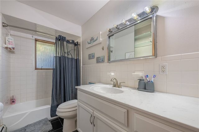 3290 Ridgeview Avenue, Kettering, OH 45409