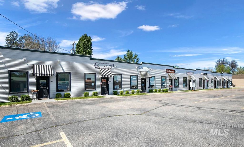 831,901,903,905 S Washington, Emmett, ID 83617