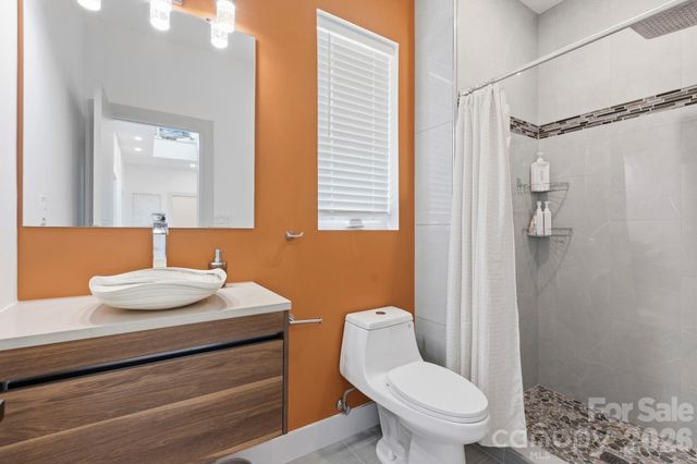22 Lara Drive, Mills River, NC 28759